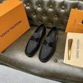 Picture of Louis Vuitton Shoes _SKULVsz38-45WM060513242